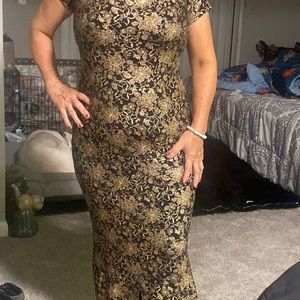 Long dress , formal for wedding quest it is size medium but it runs a little big